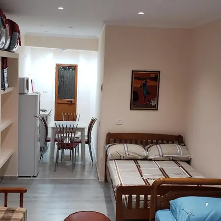 Tony's Nest Apartment *